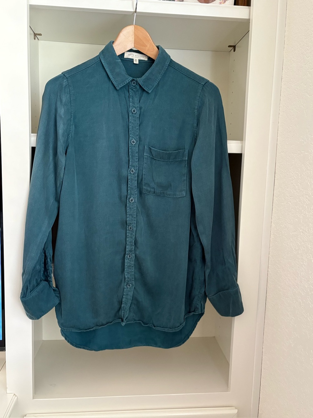 Side Stitch Long Sleeves One Pocket Shirt with Curved Hem Top XXS oversized
